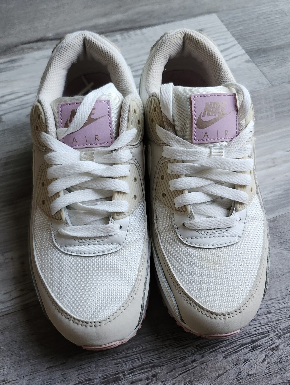 Nike Air Max 90 Womens 7 White Pink Sneakers Running Shoes CT1873-100